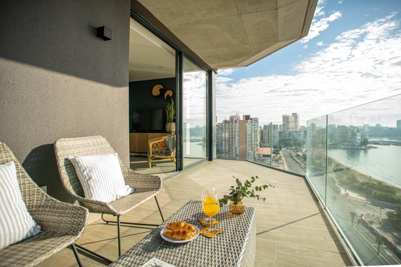 Modern Sea Front East Wind Apartment Alicante Exterior foto
